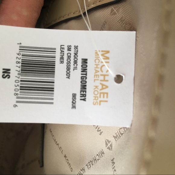 New Michael Kors Crossbody Bag - Picture 6 of 8